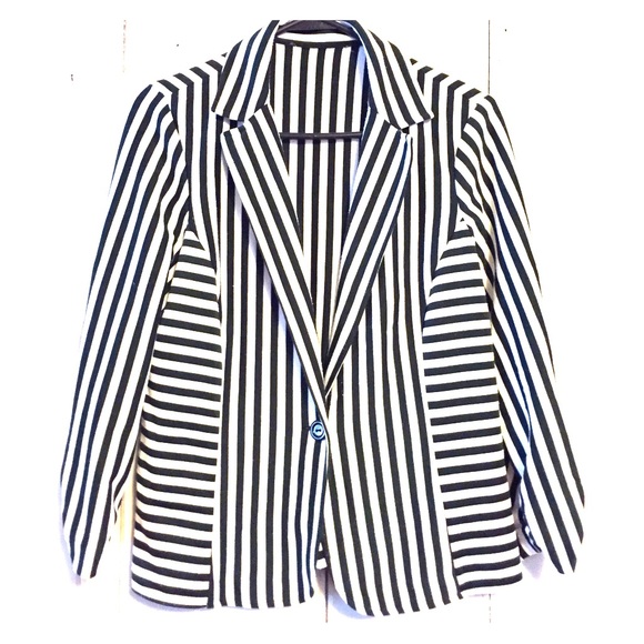 Black & white pinstriped blazer