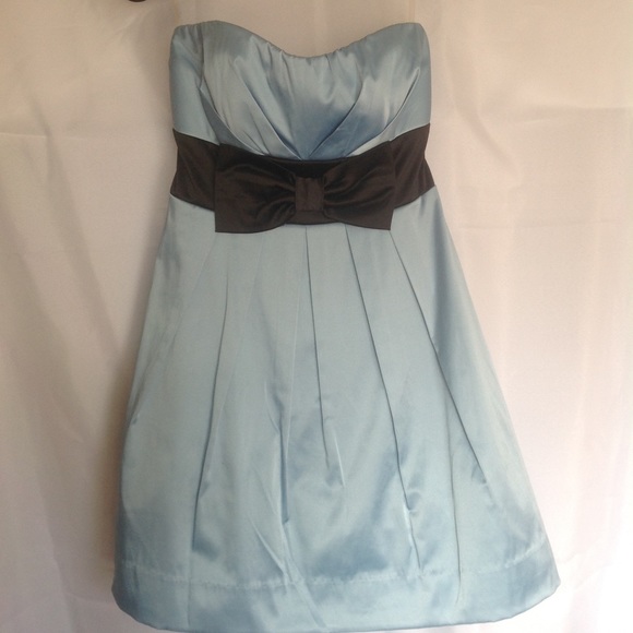 Strapless dress