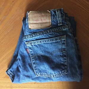 Levi's High-Waisted Jeans