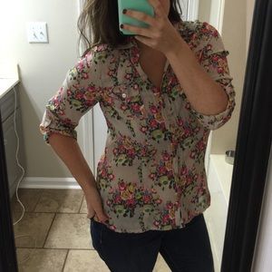 Floral Print Button Up Size Medium