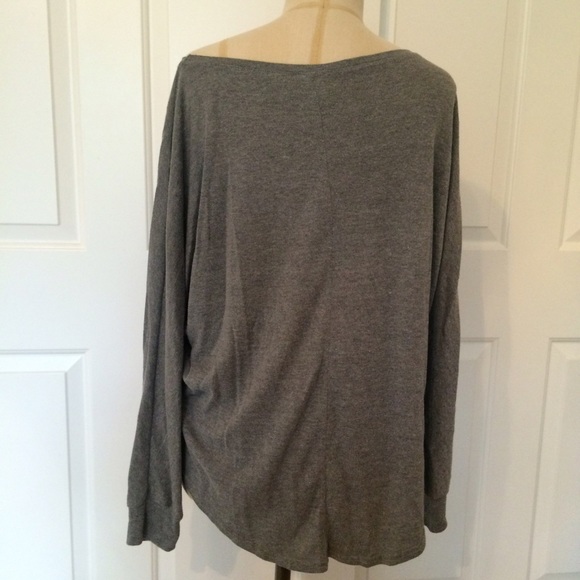 Grey Dolman Sleeve Lightweight Sweater Hi-Lo Hem M - Picture 3 of 4