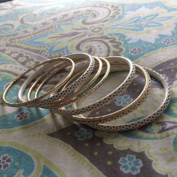 bracelets - Picture 2 of 2