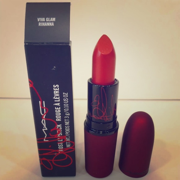 MAC red lipstick