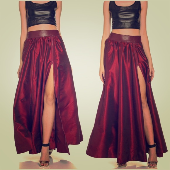 TOV Dresses & Skirts - TOV wine organza maxi🍷price drop