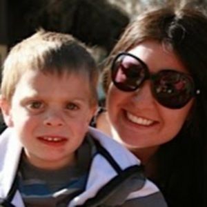 Meet your Posher, Caitlin