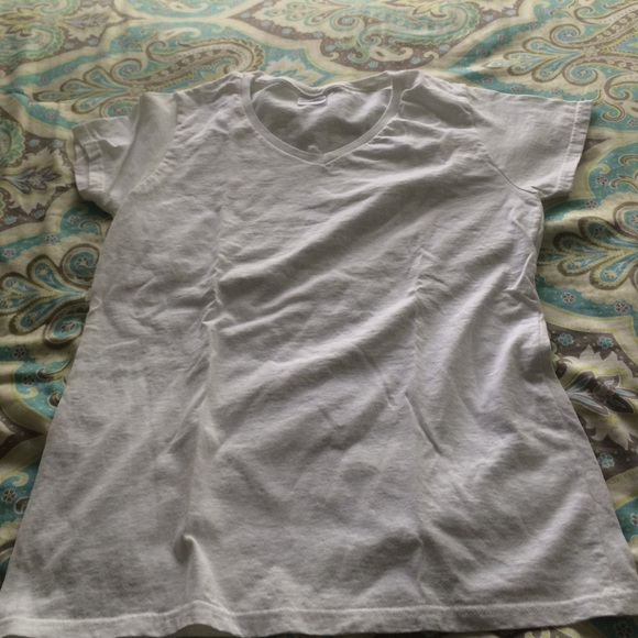 white tee