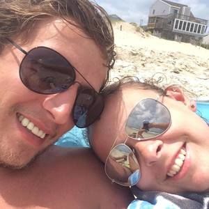 Meet your Posher, Adrienne