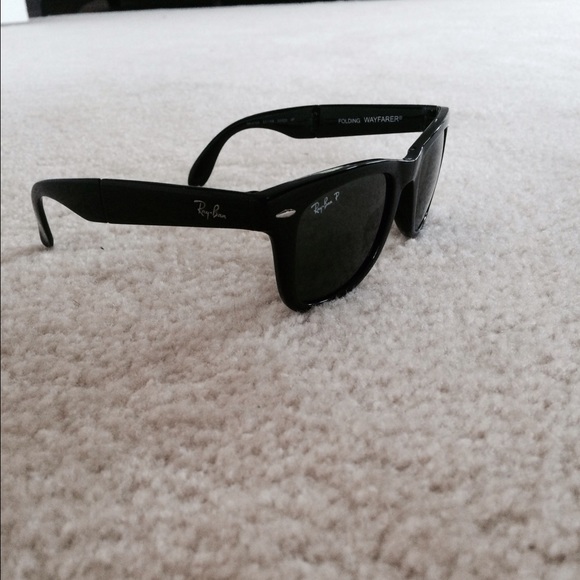 Folding Wayfarer Raybans (Polarized)
