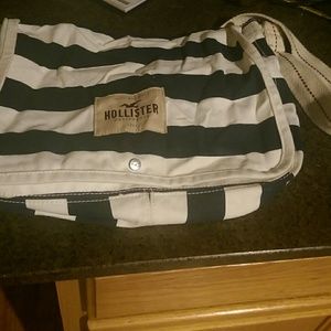 Hollister crossbody
