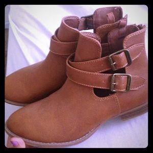 GAP ankle boots