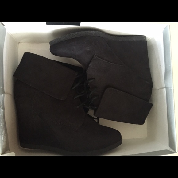 Mossimo Supply Co. Shoes - Mossimo wedge shoes