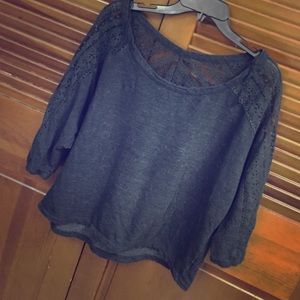 🔵American eagle sweater shirt