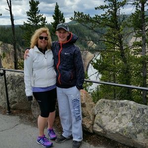 Meet your Posher, Denise