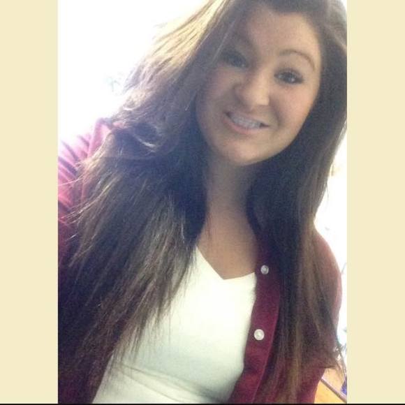 Meet your Posher, Leah - Picture 1 of 1