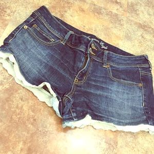 🔵 American Eagle jean shorts