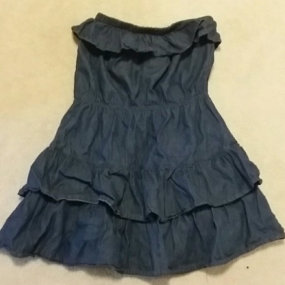 Denim strapless dress with ruffles