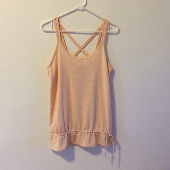 Gap Body Fit Cross Strap Workout Top