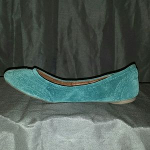 Aqua Blue Nubuck Ballet Flats with Wingtip Design