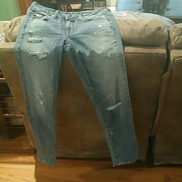 American Eagle size 2 boyfriend jeans - Picture 3 of 4