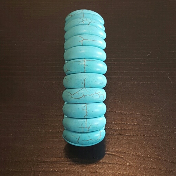 Turquoise stone bracelet