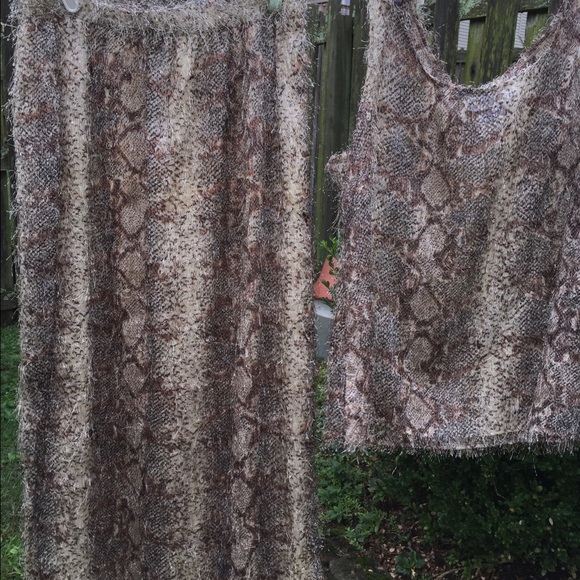 Three piece suit - Picture 2 of 4