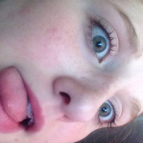 Meet your Posher, Angie