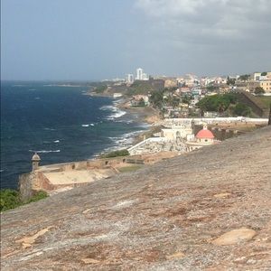 Meet your Posher, Leslie