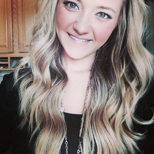 Meet your Posher, Lyndsey