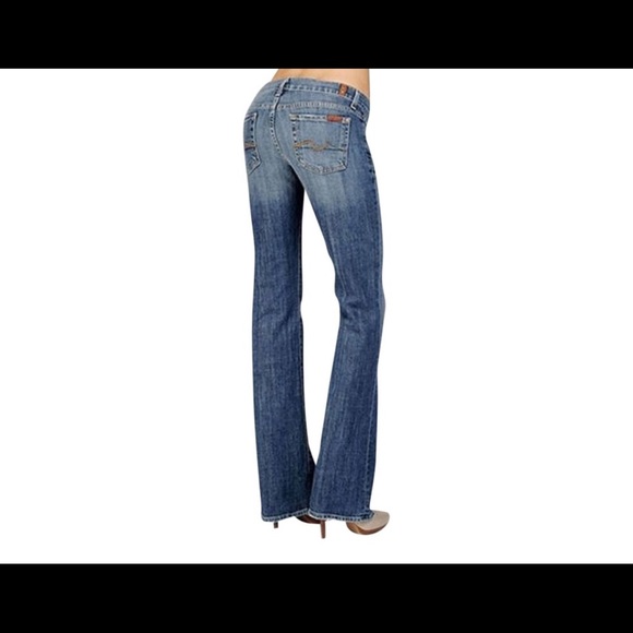 7 for All Mankind bootcut in Medium New York