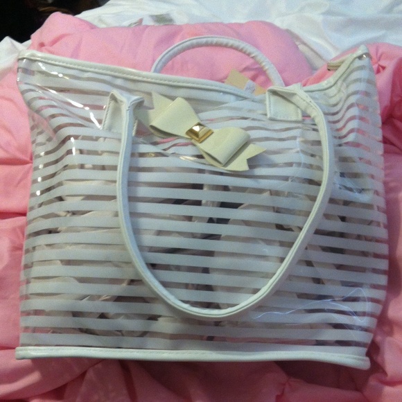 Clear striped beach bag