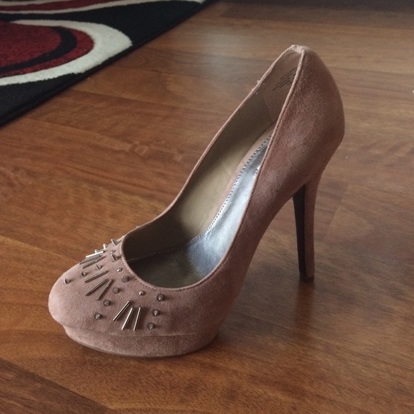 New never vorn light pink suede gorgeous shoes