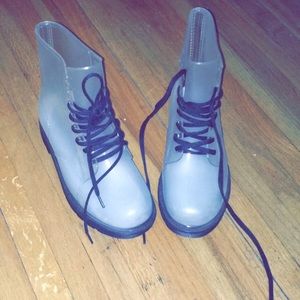 🌸clear jellies boots w/ black sole🌸