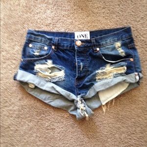 One teaspoon shorts