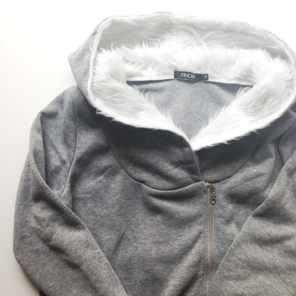 Jackets & Blazers - Fuzzy Soft Tunic Length Hoodie