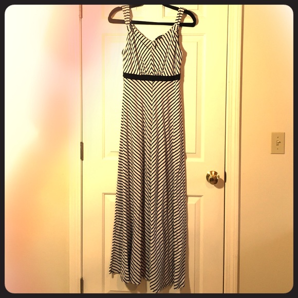 Black and white striped maxi - Picture 1 of 4