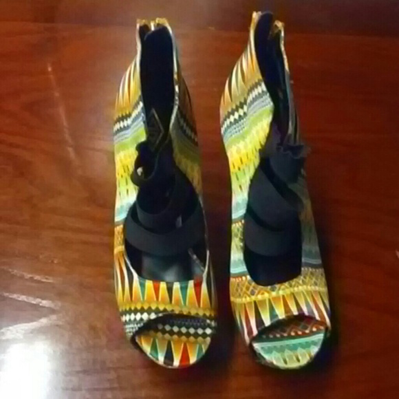 6Inch pattern heels - Picture 2 of 3