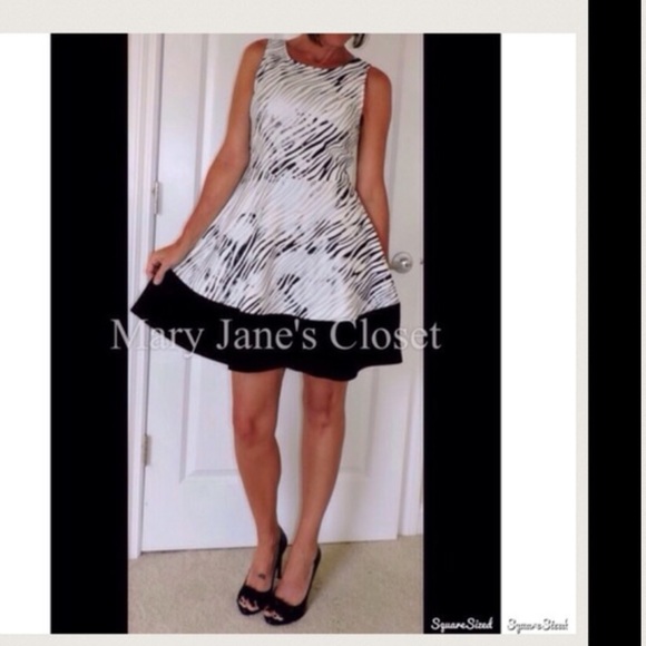 Cute and flirty dress sz S M L - Picture 3 of 3