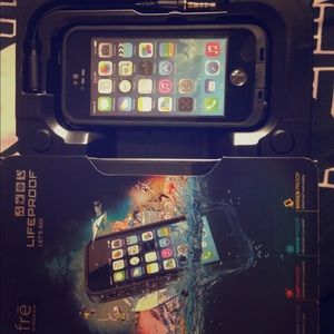 FINAL PRICE!!! iPhone 5/5s LifeProof Case