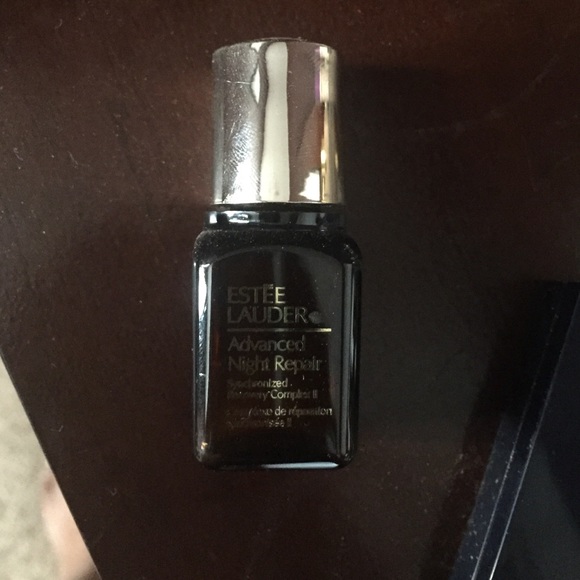 Estée Lauder bundle - Picture 2 of 4