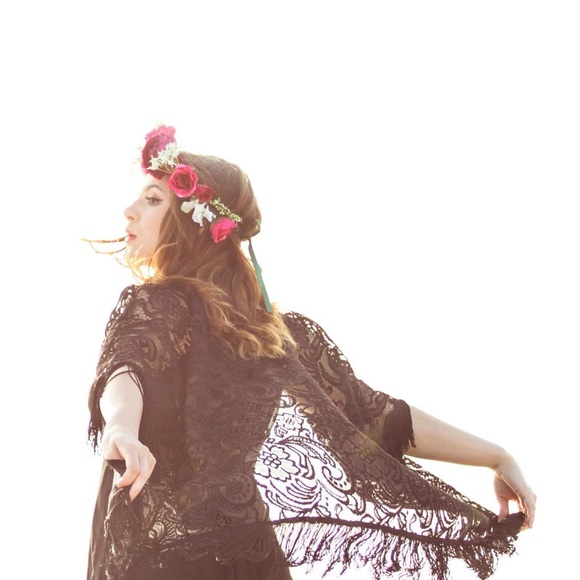 Meet your Posher, Hillary - Picture 2 of 2