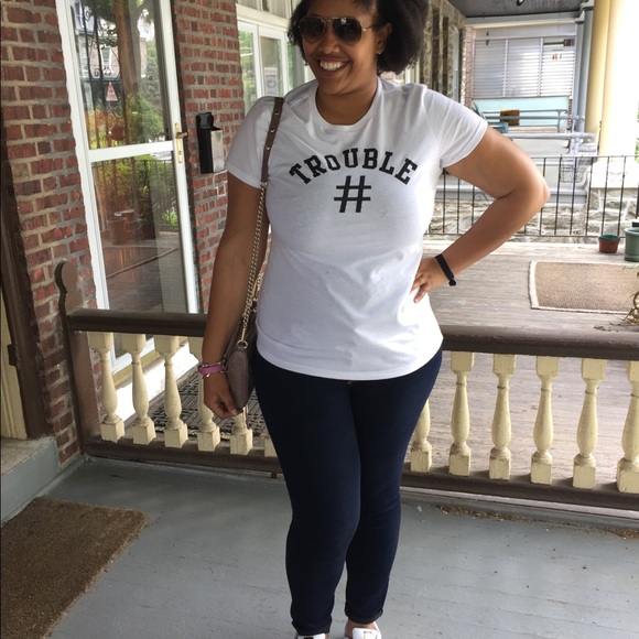 Meet your Posher, Whitney - Picture 4 of 5