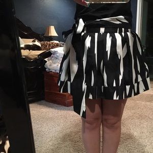 Silk skirt with bow!