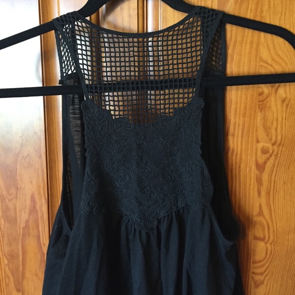 Vest - Picture 2 of 3