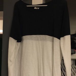 2 VS PINK shirts size L