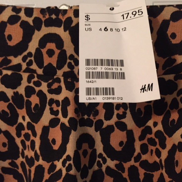 H&M Leopard Skater Skirt - Picture 4 of 4