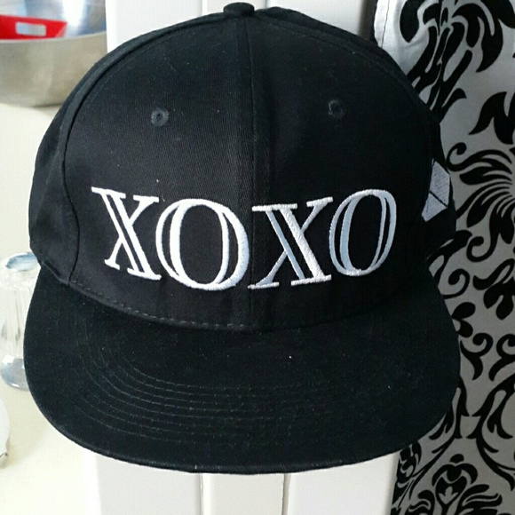 Exo xoxo snapback
