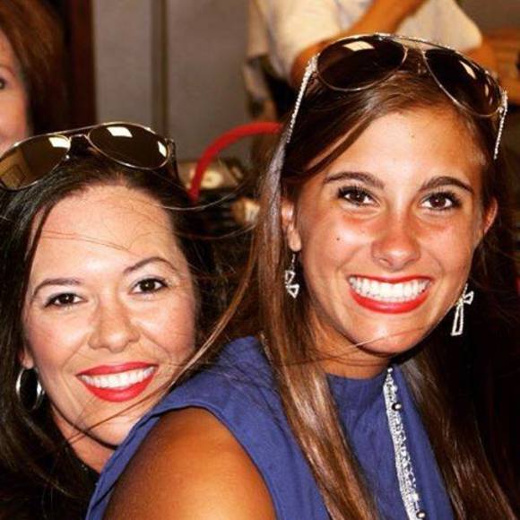 Meet your Posher, Renee