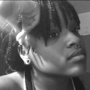 Meet your Posher, Nadia