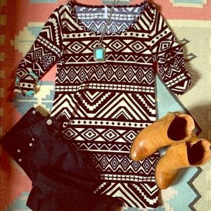 Maternity shirt size Small