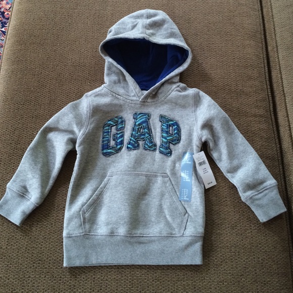 GAP  KIDS NWT HOODIE SWEAT SHIRT  2T